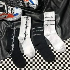 Coupon π Streetgarm Barbed Wire 𧦠Socks NEW β€οΈ 20 Streetgarm Barbed Wire Socks NEW