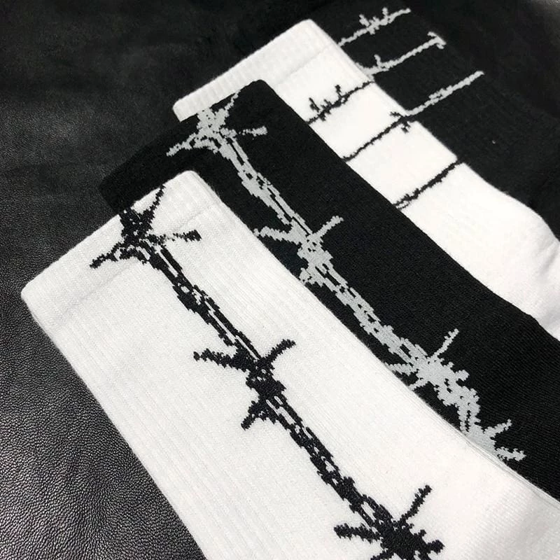 Coupon π Streetgarm Barbed Wire 𧦠Socks NEW β€οΈ 12 Streetgarm Barbed Wire Socks NEW