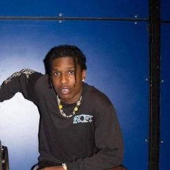 Streetgarm EVAE+ SMILEY PEARL Necklace NEW