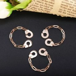 Streetgarm NEW Handcuff Ring