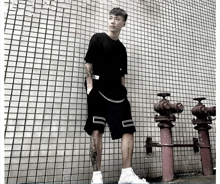 Best Pirce 🎉 Streetgarm OFF Stripped White Shorts NEW 🎉 5 Streetgarm OFF Stripped White Shorts NEW