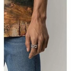 Streetgarm Off White Ring